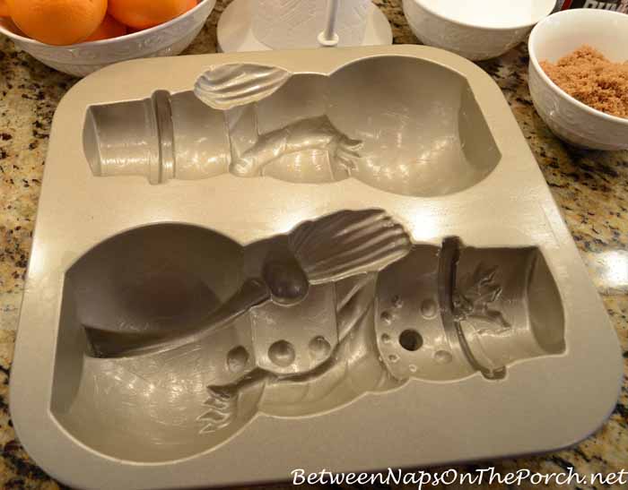 Nordic Ware Snowman Bakeware