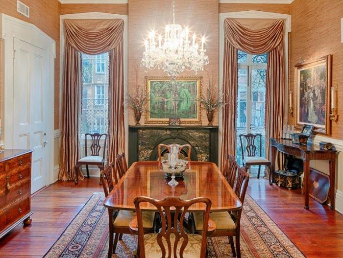 Historic Savannah Row House Dining Room