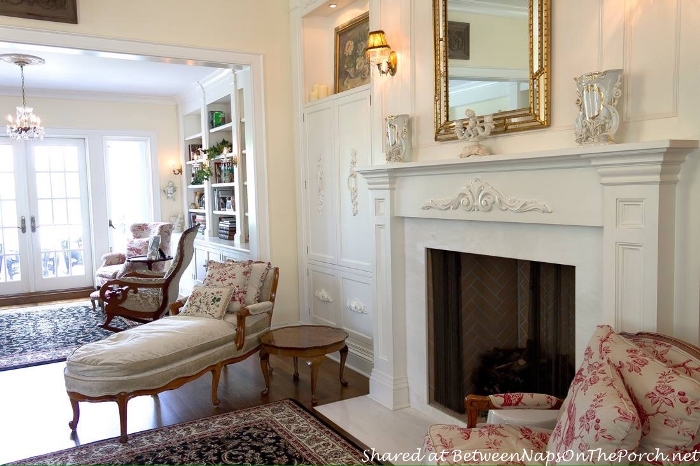 Living Room with Fainting Couch