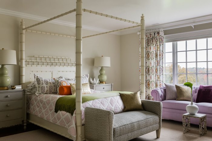 Green & Lavender Bedroom