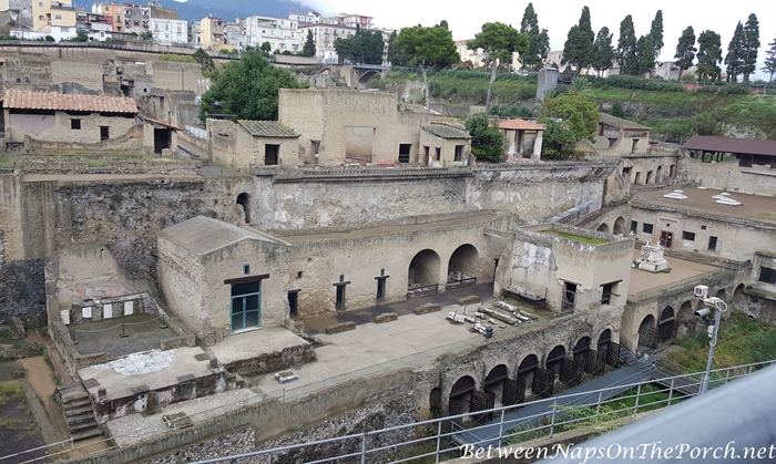 Herculaneum Ruins, Murals and Architecture 03