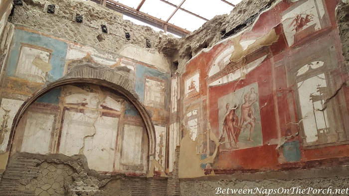 Herculaneum Ruins, Murals and Architecture 14