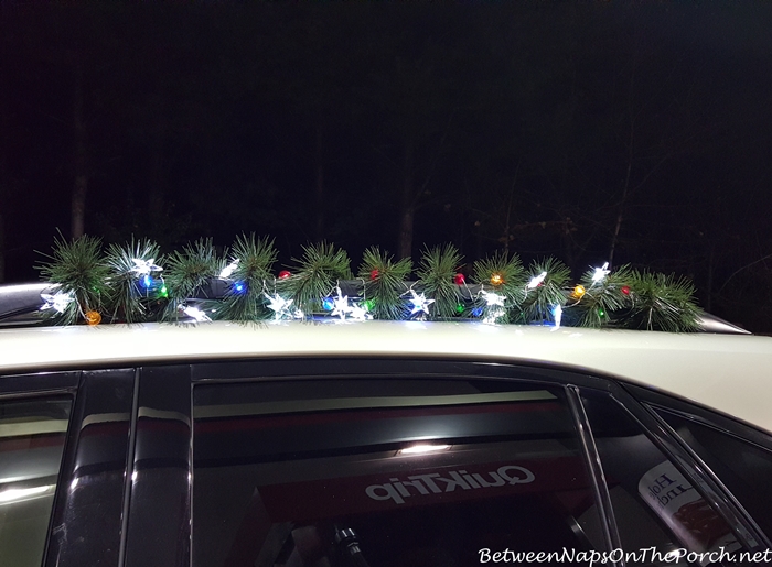 Decorate Your Car for Christmas 3