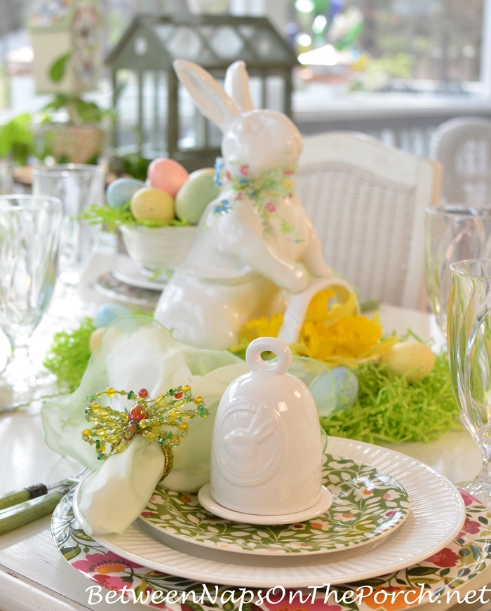 Spring Easter Table Setting With Spode Emma’s Garland & Bunny Centerpiece