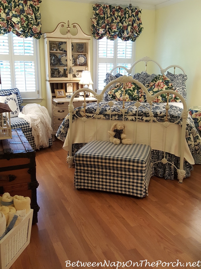 How to Remove Deteriorated Rug's Latex Backing Stuck on Hardwood Flooring –  Between Naps on the Porch