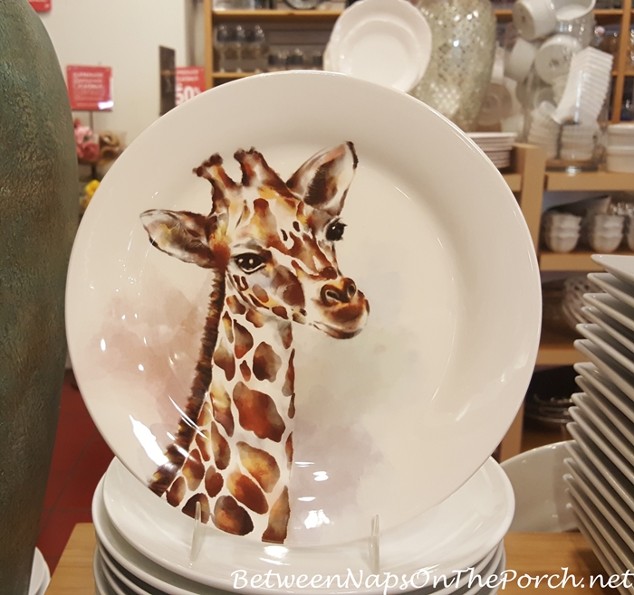 Safari Giraffe 16-Piece Dinnerware Set Red