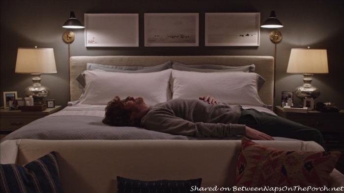 Jules and Matt's Bed in movie, The Intern