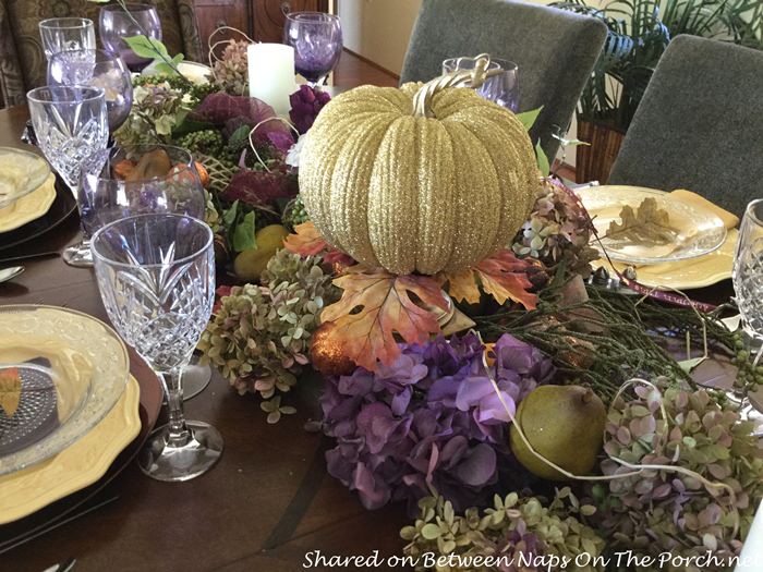 pumpkin-hydrangea-centerpiece