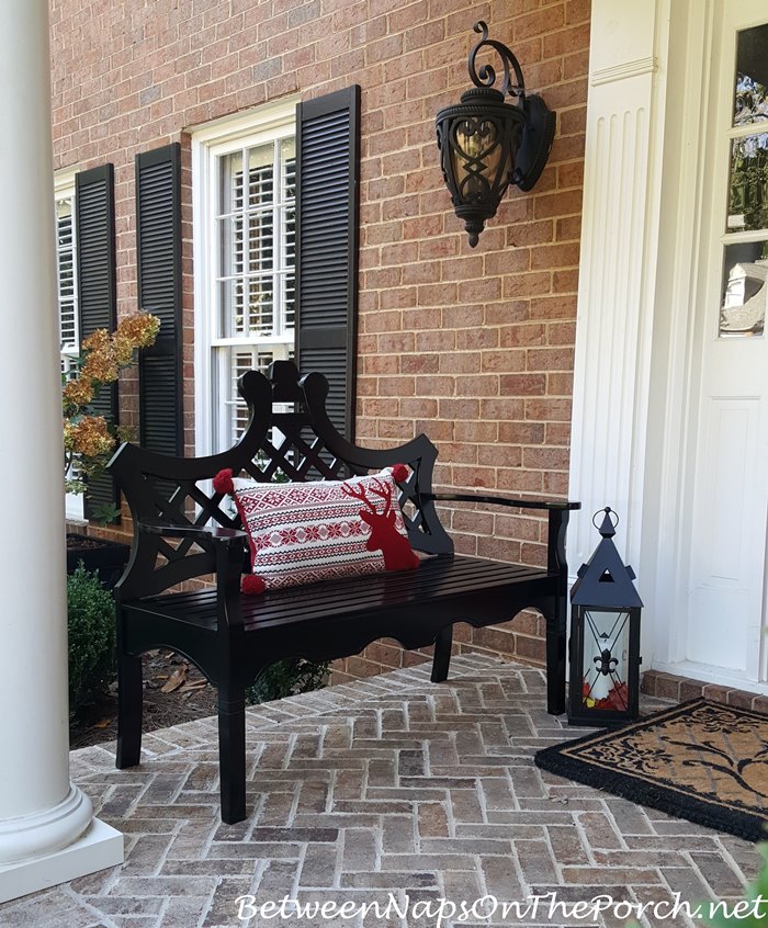 reindeer-pillow-for-porch-bench