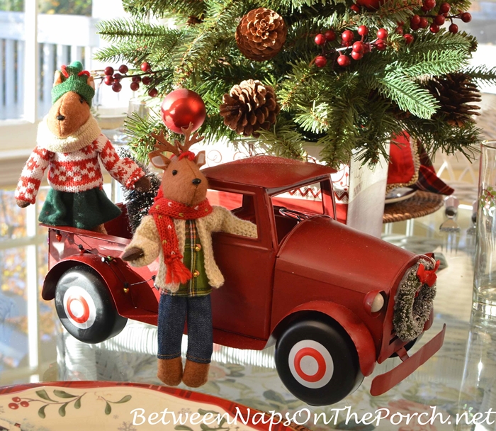 A Feather Christmas Tree in the Guest Room – Between Naps on the Porch