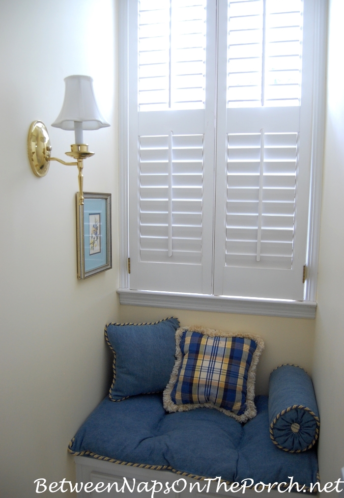 Dormer Window with Windowseat, Upstairs Family Room-Bonus Room