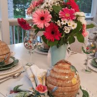 Cabbage Dinner Plate, Bee Skep Tureens, Floral Centerpiece