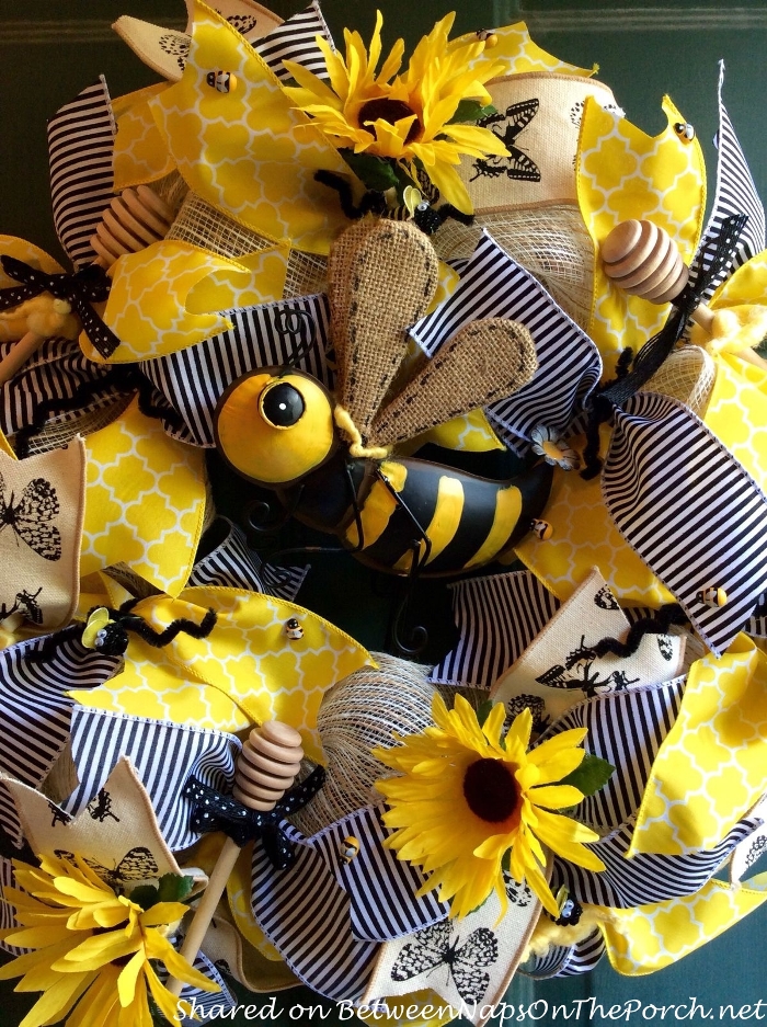 https://betweennapsontheporch.net/wp-content/uploads/2017/06/Bee-Sunflower-Wreath-for-Spring.jpeg