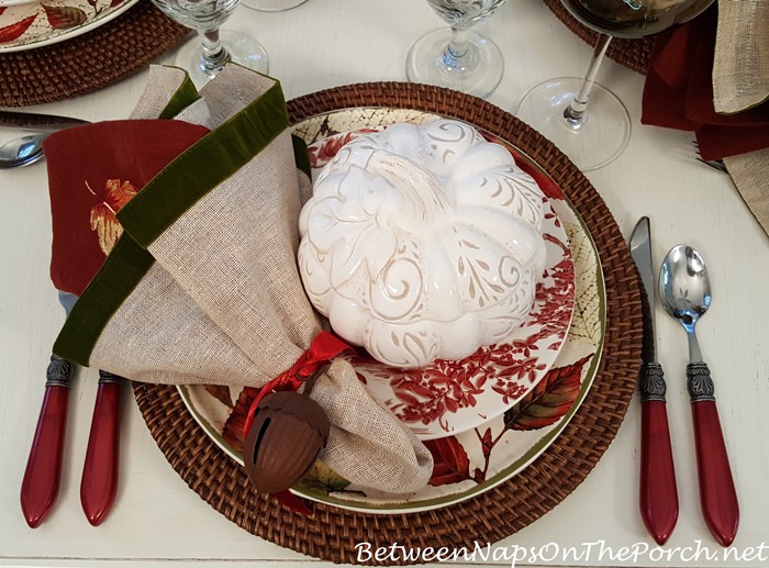 Fall Table Setting, Layer on the Autumn Colors