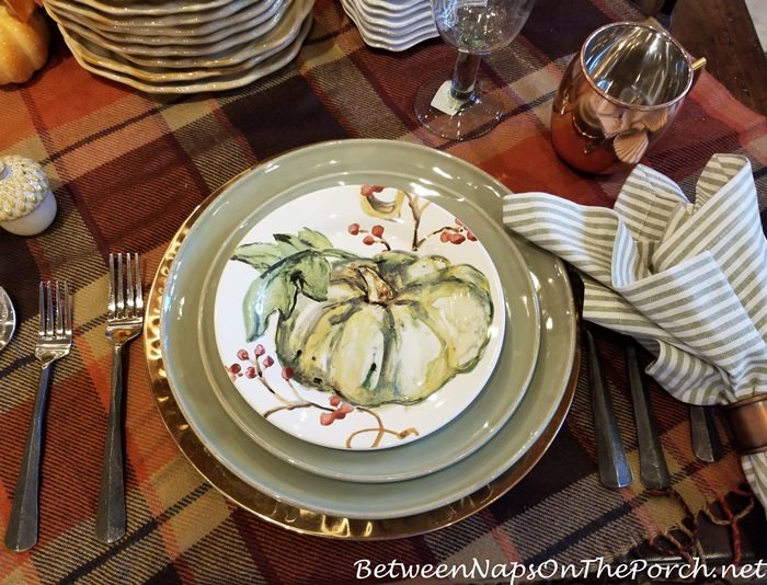 Pumpkin Plates for Fall Dining, Halloween and Thanksgiving