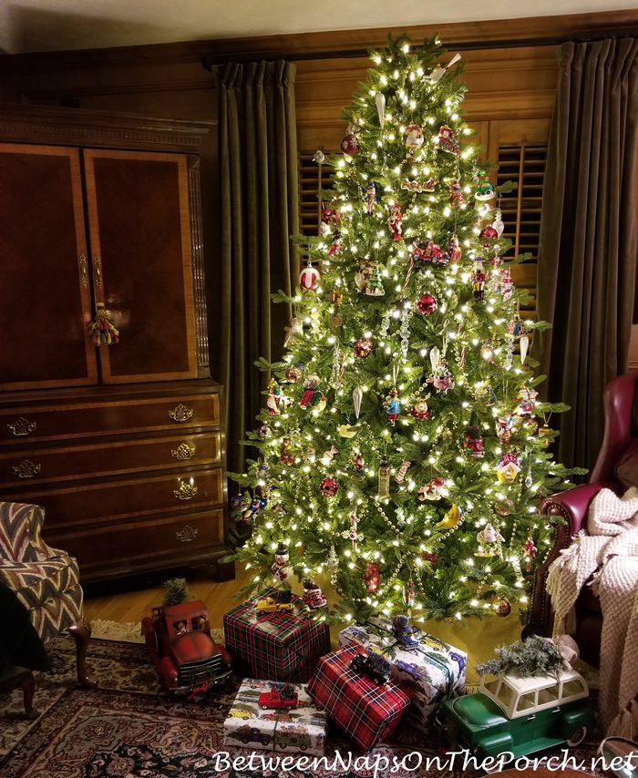 Christmas Tree, Glass Ornaments, 2017