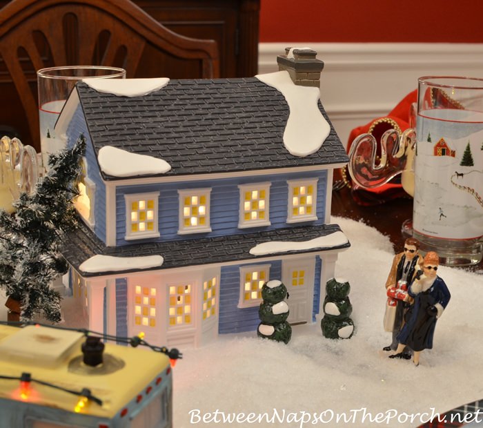 Dept. 56 Todd, Margo's House in Christmas Vacation