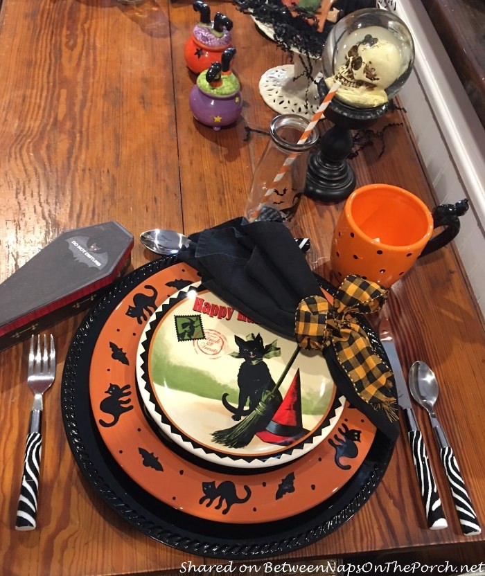 Halloween Cat Plates