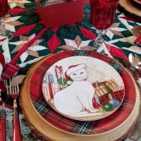 David Carter Brown Christmas Dinnerware, Christmas Kitties with Plaid Plates, Bark Edged Chargers