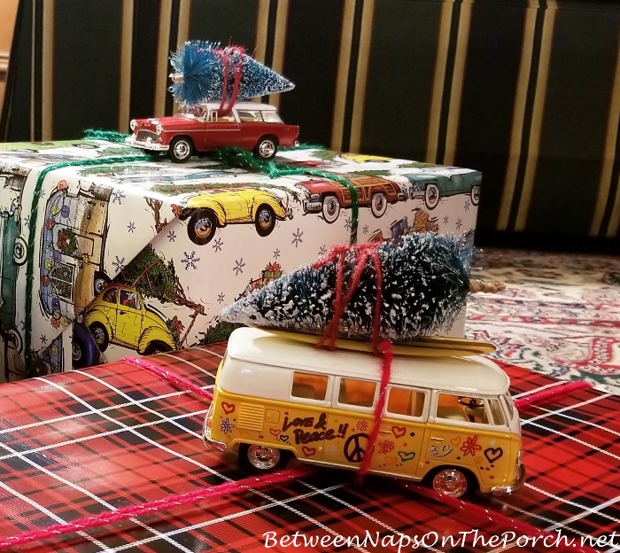 Volkswagen Van Bringing Home the Christmas Tree, Chrisstmas Gift Wrap Ideas