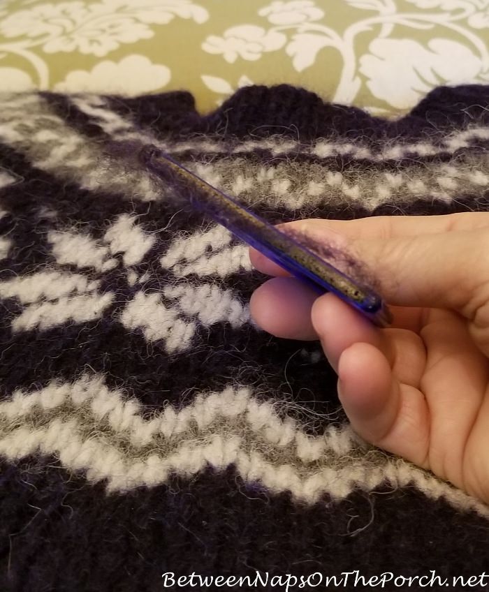 Easy Way to Remove Pills and Fuzz from Cashmere & Wool Sweaters