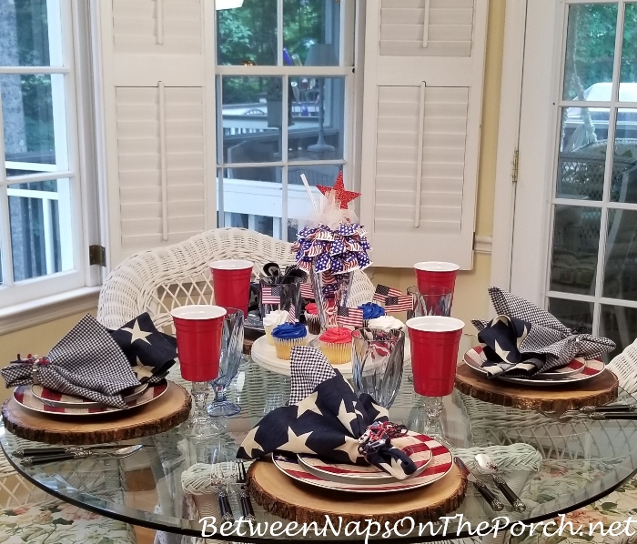 Memorial Day Table Setting