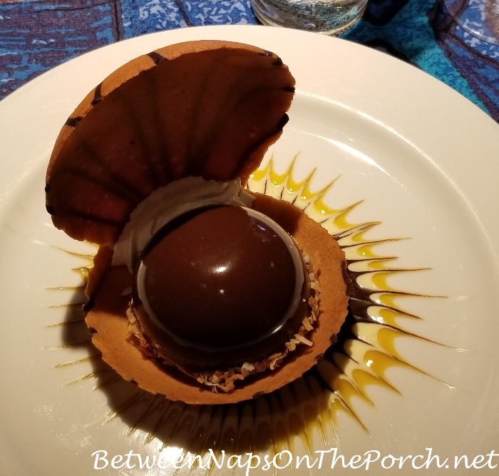 Mama's Fish House, Polynesian Black Pearl, Chocolate Mousse in Pastry Seashell