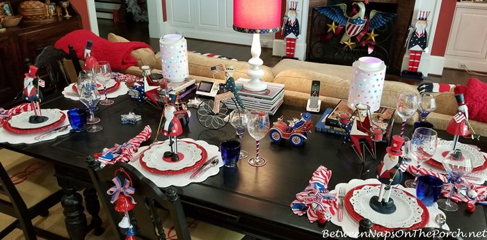 4th of July Table, Casual in Living Room