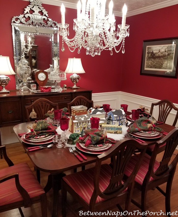 Christmas Table Setting, Christmas Vacation Movie Theme