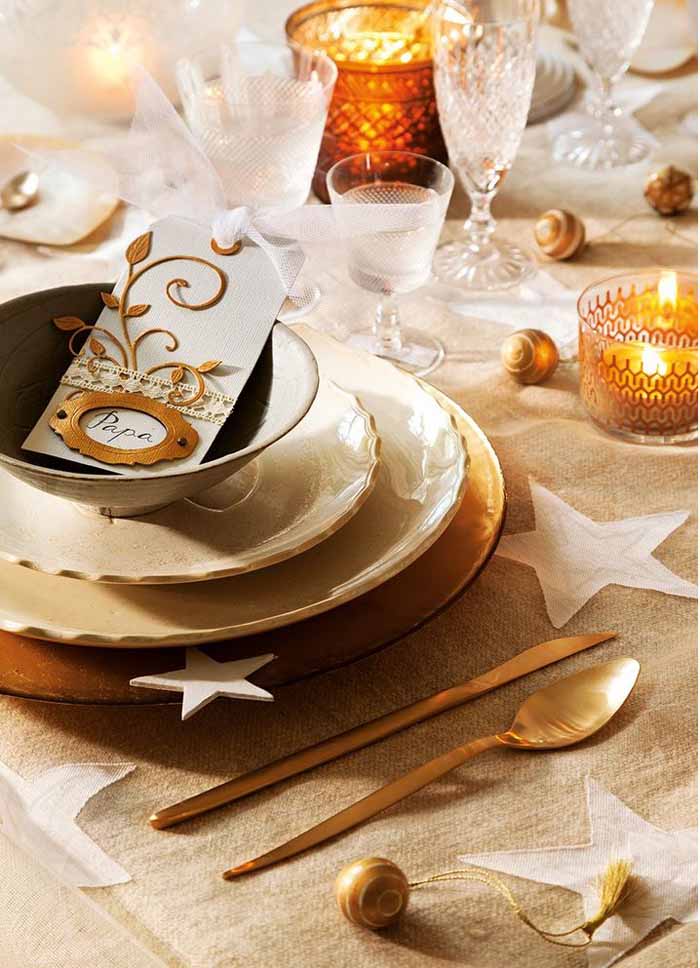 Neutral Cream and Gold Table Setting