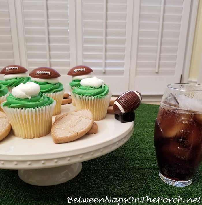 Football Mini for Serving Dish, Super Bowl