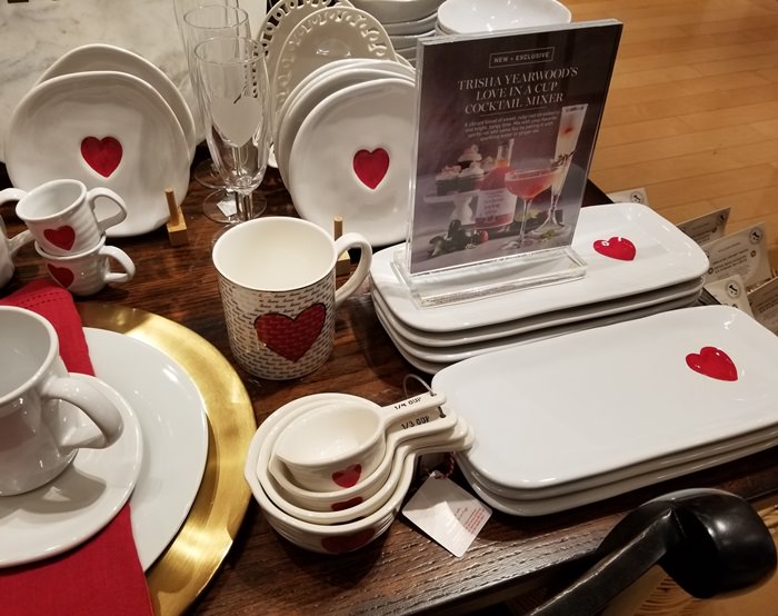 Valentine's Day Plates Set and Cups