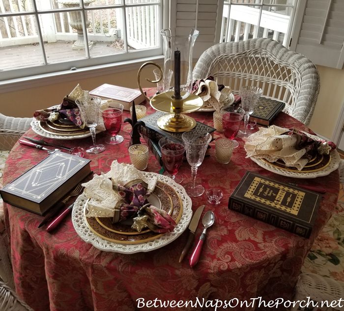 Table Setting in Warm Colors, Burgundy, Browns and Reds for Winter 2