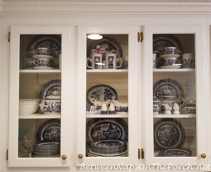 Everyday dishes stored for display