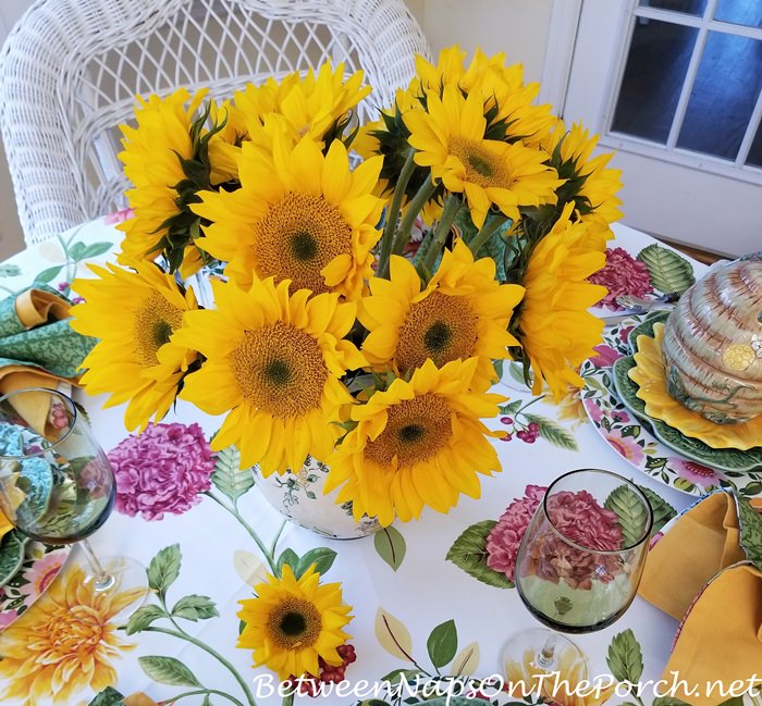 Sunflower Centerpiece for Table Setting