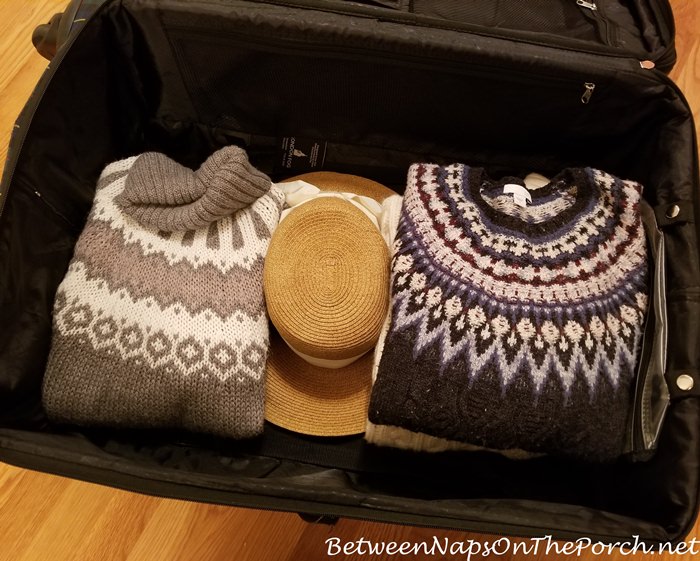 How to Pack Hat in Suitcase for Vacation Travel or Trip