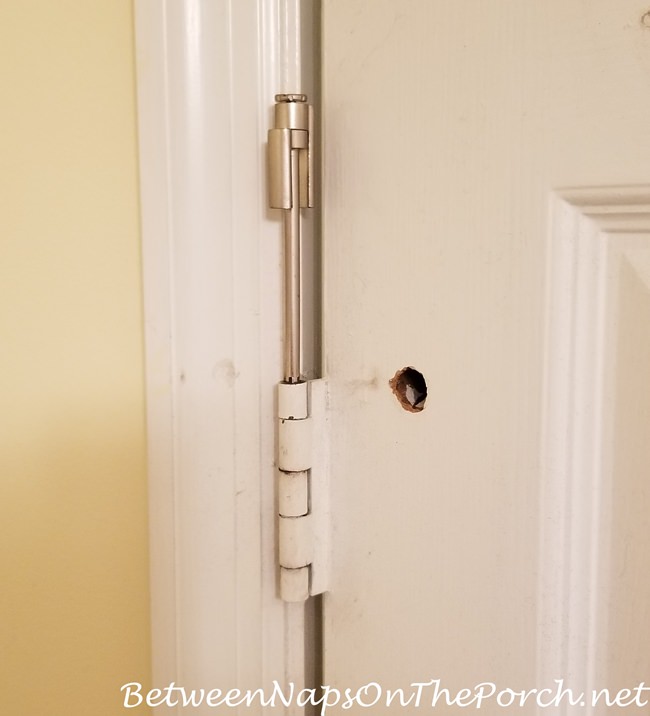 Hinge Pin Door Stop Doesn't Damage Door Frame Casing