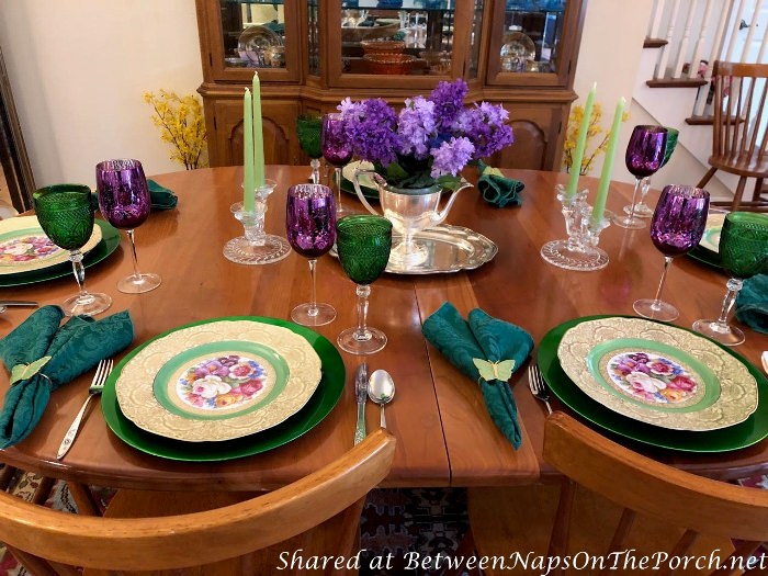 Spring Table setting with Lilac Centerpiece