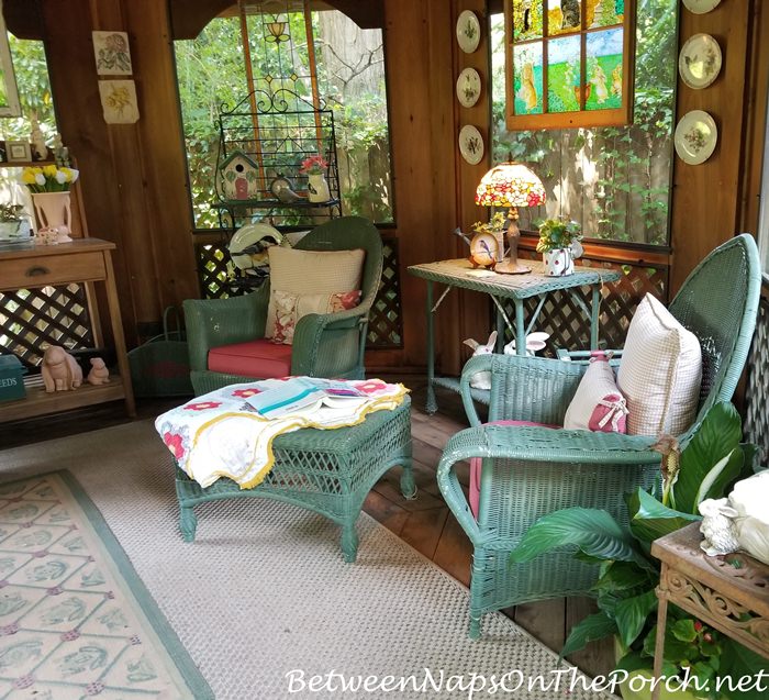 Summer House, Screen in a Gazebo