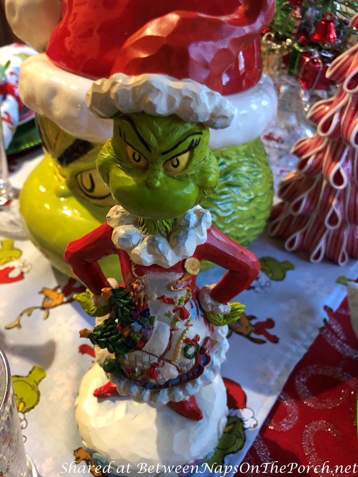 How the Grinch Stole Christmas Table Setting