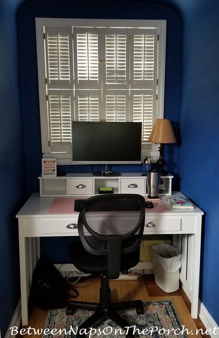 Create a small office space at home