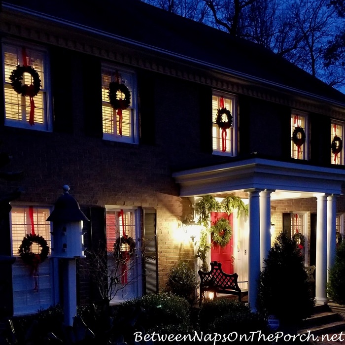 Wreaths on Windows, Christmas Decor