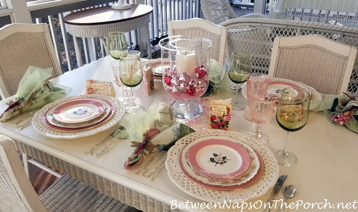 Pink for Valentine's Day, Table Setting