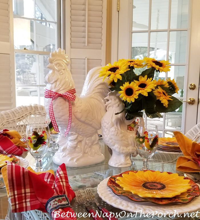 Sunflower Table Setting, Rooster Centerpiece