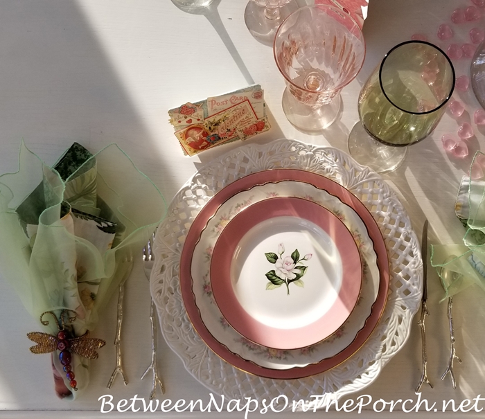 Valentine's Day Table in Pink and Green, Preppy Valentine's Day Table