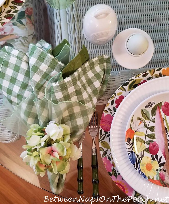 Green White Gingham Napkins, Green Bamboo Flatware, Spring Table Setting