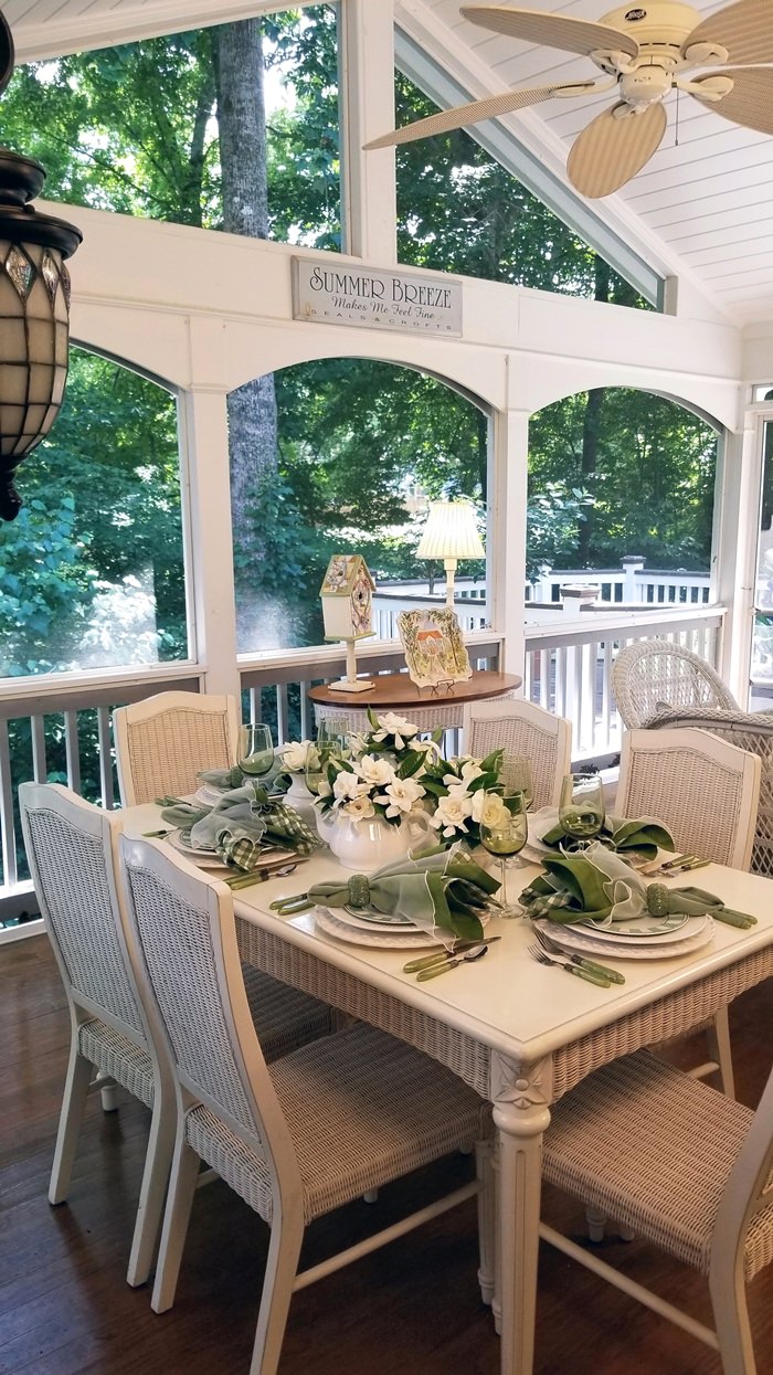 Porch Dining, Tablescape Thursday