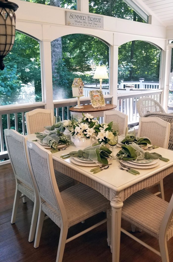 Tablescape Thursday, Porch Dining