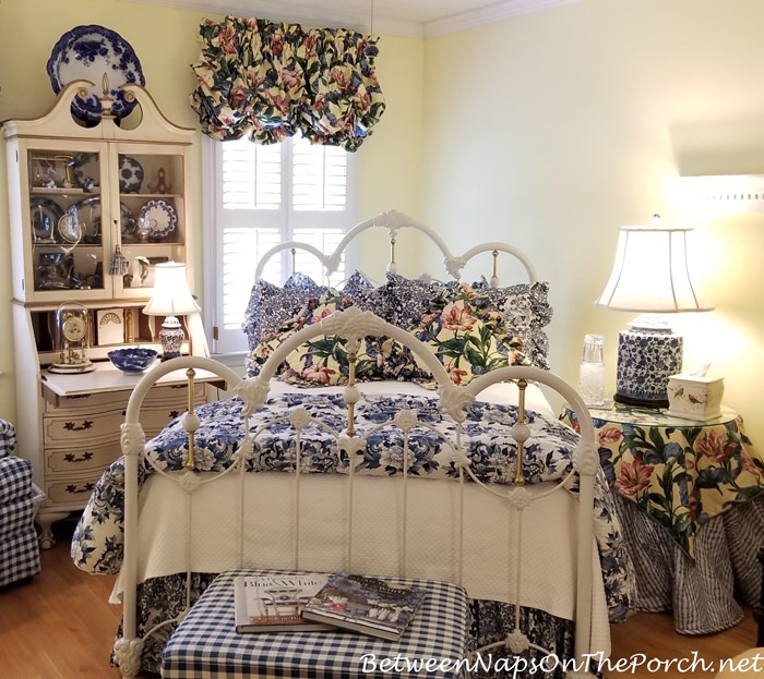 Guest Room in Blue & White