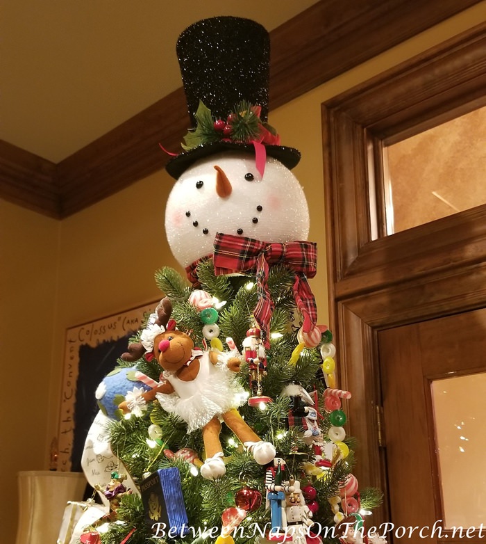 Snowman tree store